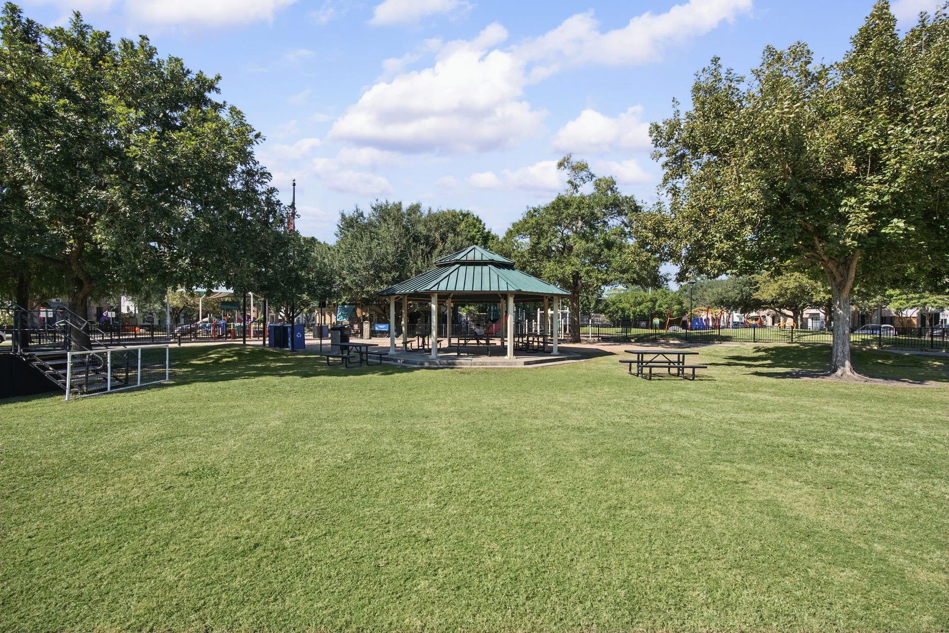 4106 Oberlin Street, Houston, TX 77005