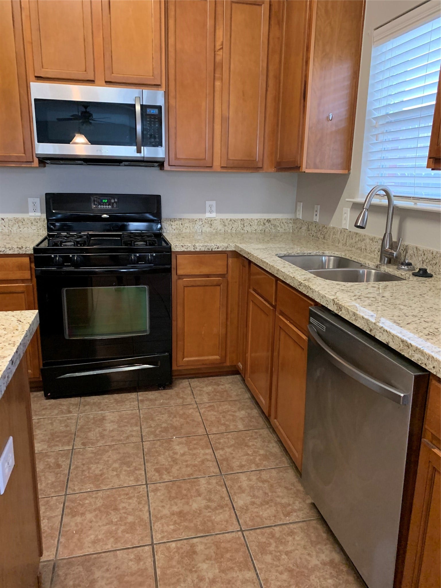 26414 Richwood Oaks Drive S, Katy, TX 77494 Kitchen