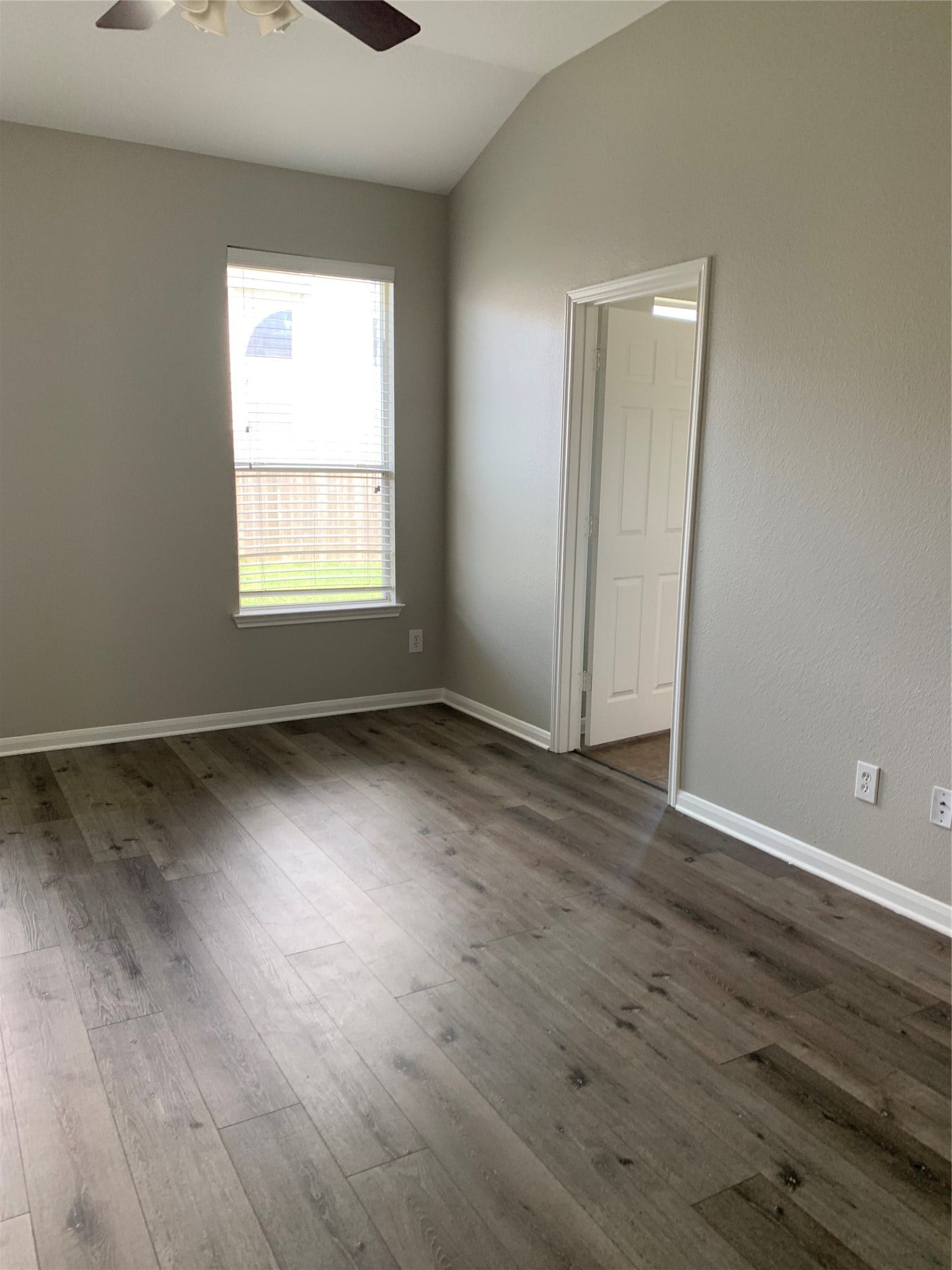 26414 Richwood Oaks Drive S, Katy, TX 77494 Primary room