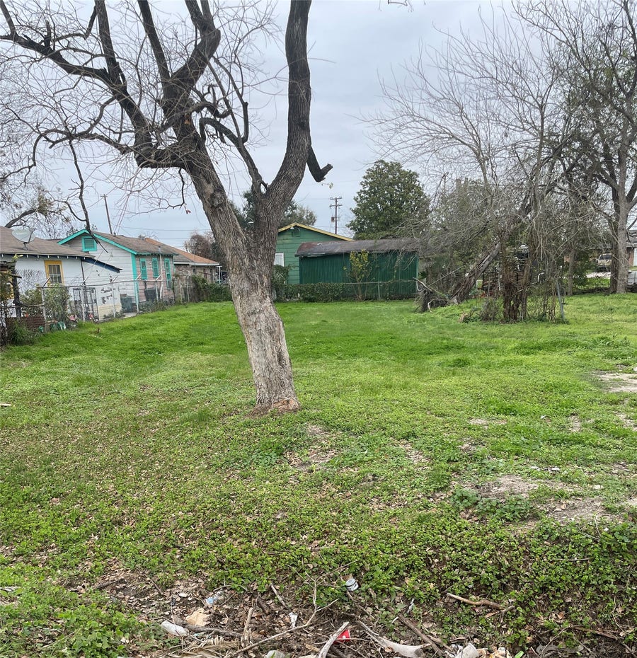 Property photo for 2608 Wayne Street, Houston, TX