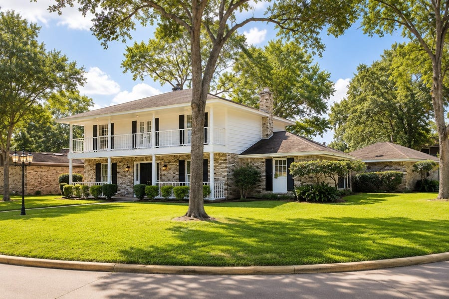 Property photo for 347 Forest Lake Drive, Seabrook, TX