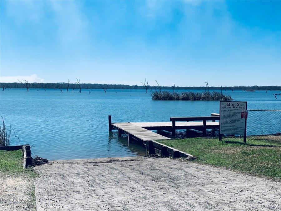 Property photo for 405 Pony Trail, Angleton, TX