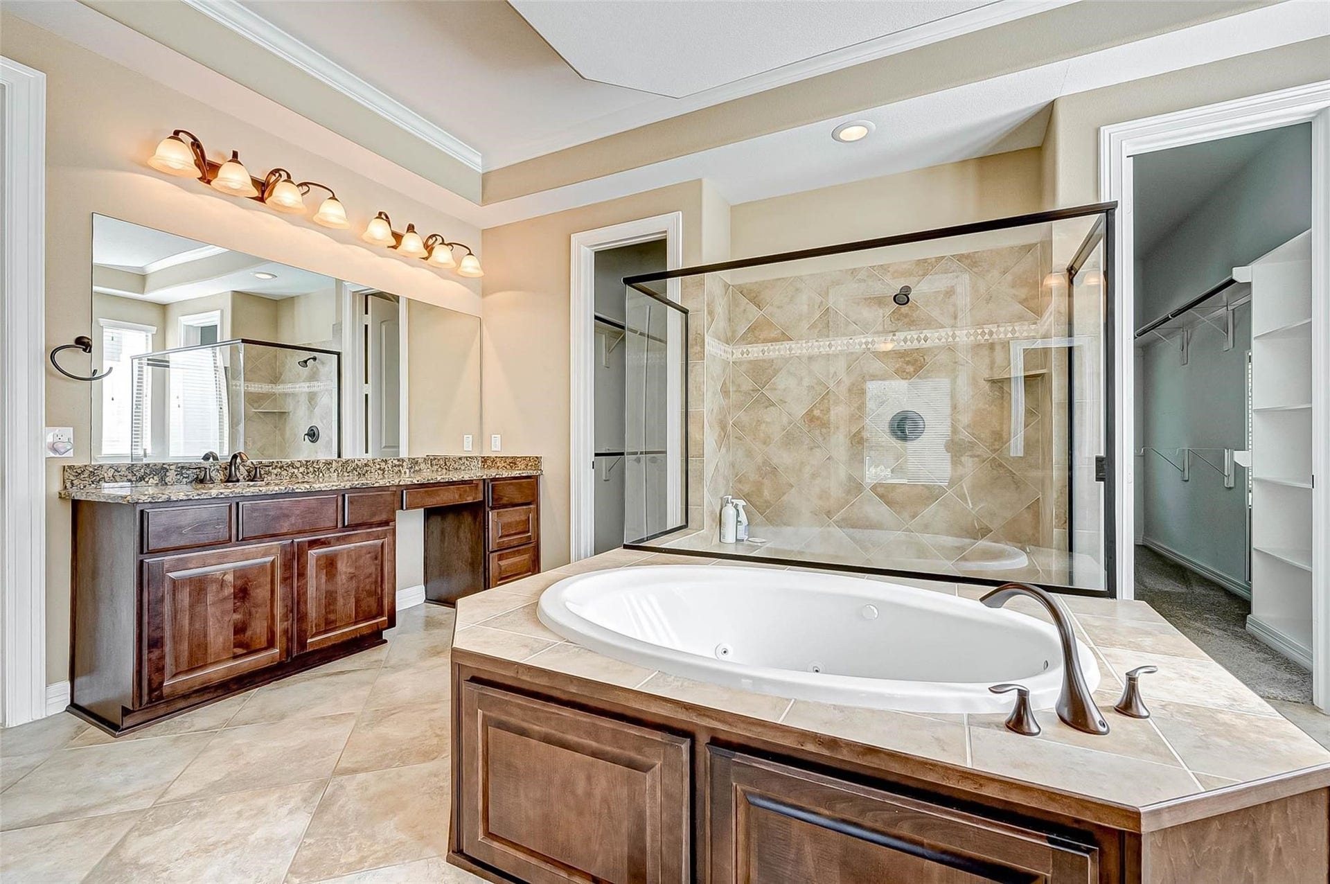 2914 Cotswold Lane, Sugar Land, TX 77479