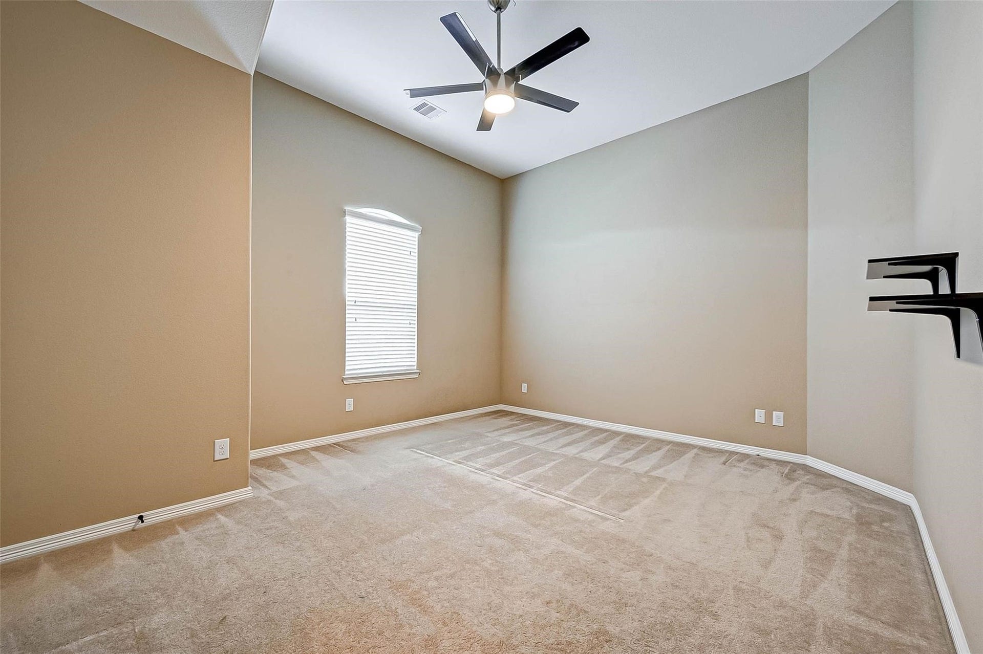 2914 Cotswold Lane, Sugar Land, TX 77479