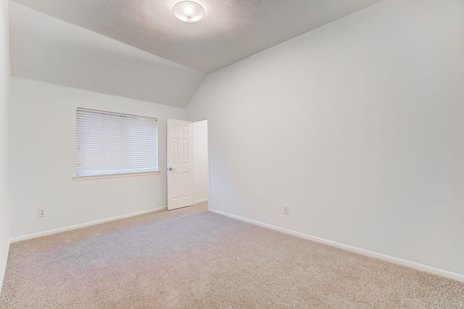 2706 Sun Beam Court, Pearland, TX 77584 2706 Sun Beam Court, Pearland, TX 77584