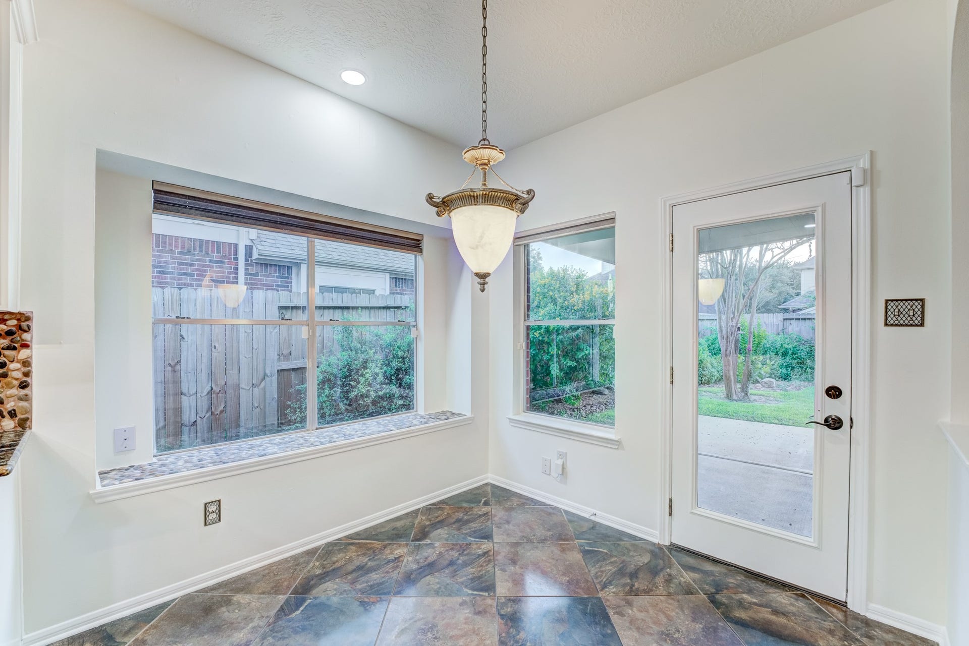2706 Sun Beam Court, Pearland, TX 77584 2706 Sun Beam Court, Pearland, TX 77584