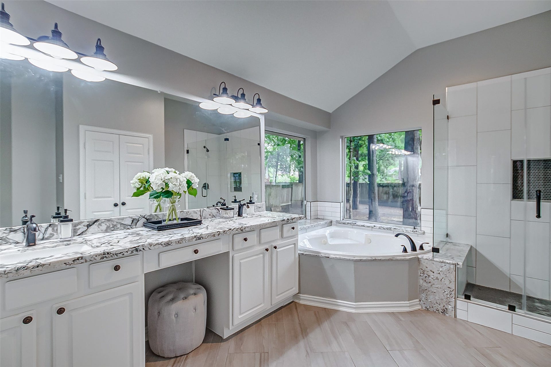 18207 Red Eagle Court, Humble, TX 77346 18207 Red Eagle Court, Humble, TX 77346