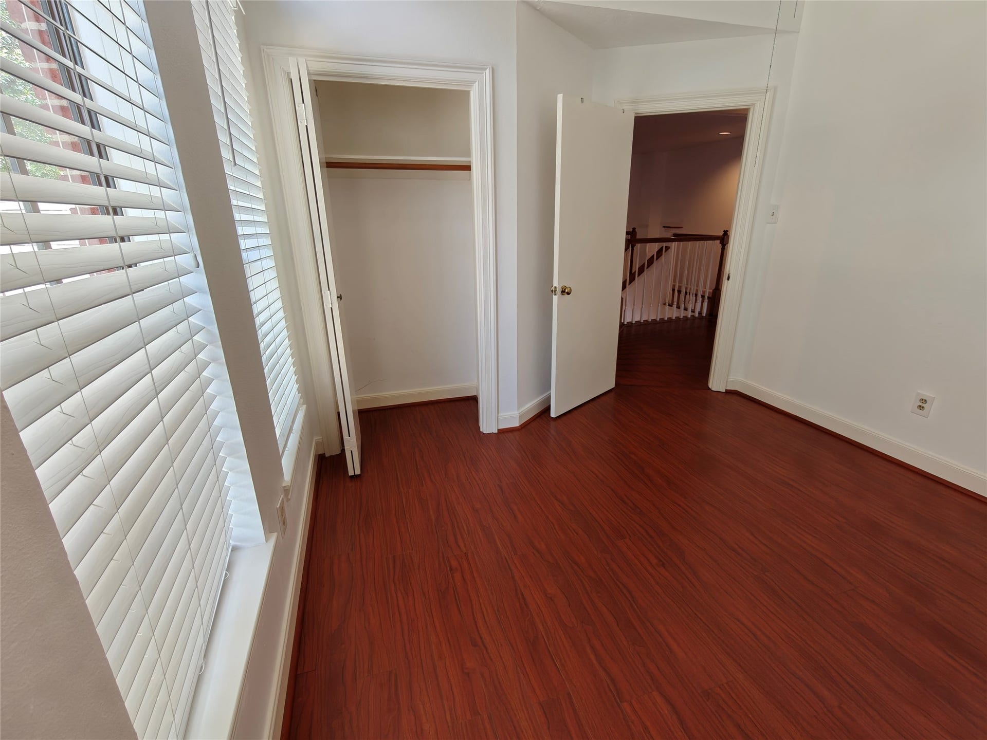 3446 Mimosa Way, Sugar Land, TX 77479 3446 Mimosa Way, Sugar Land, TX 77479
