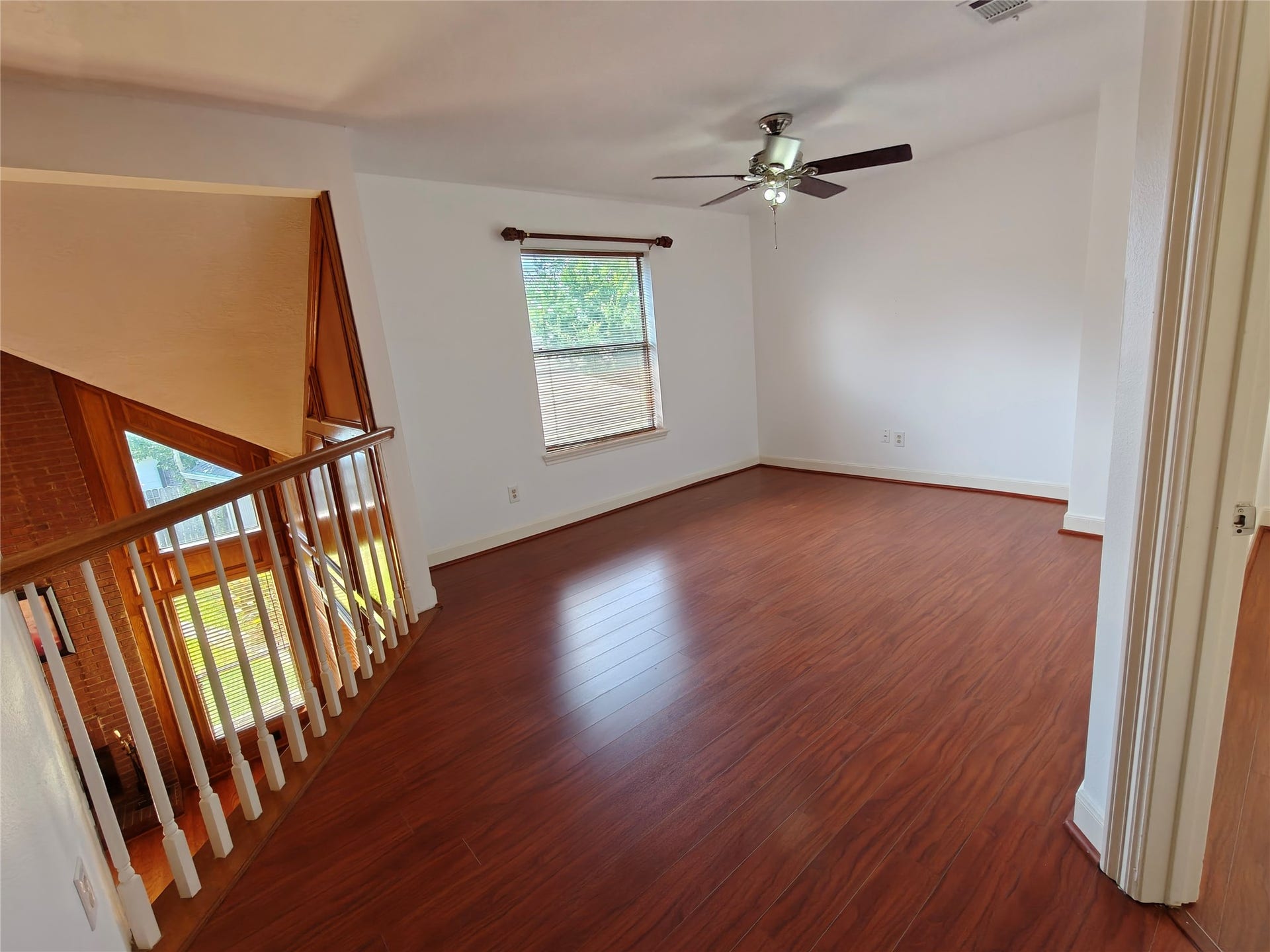 3446 Mimosa Way, Sugar Land, TX 77479 3446 Mimosa Way, Sugar Land, TX 77479
