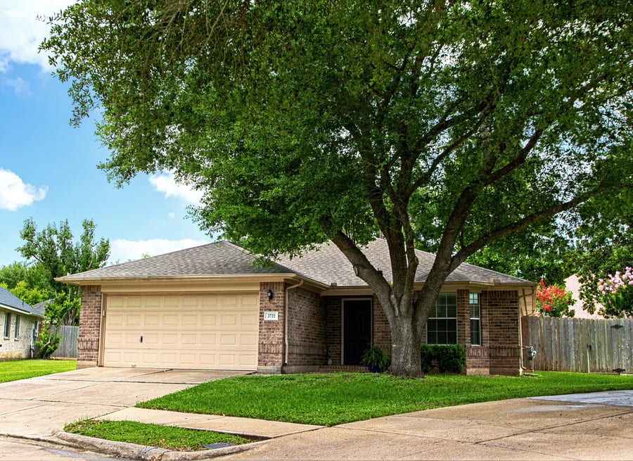 Property photo for 2722 Falling Forest Court, Richmond, TX