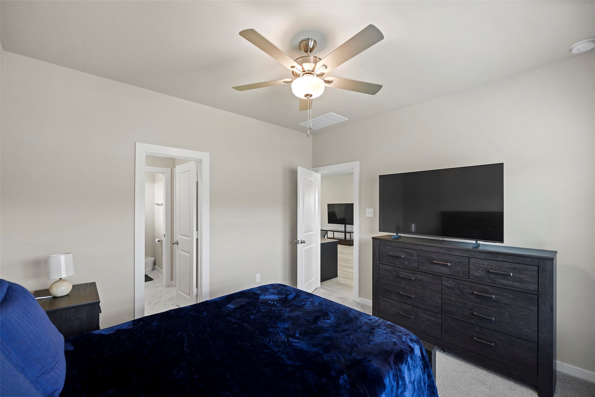 226 Orchard Laurel Drive, Alvin, TX 77511 226 Orchard Laurel Drive, Alvin, TX 77511