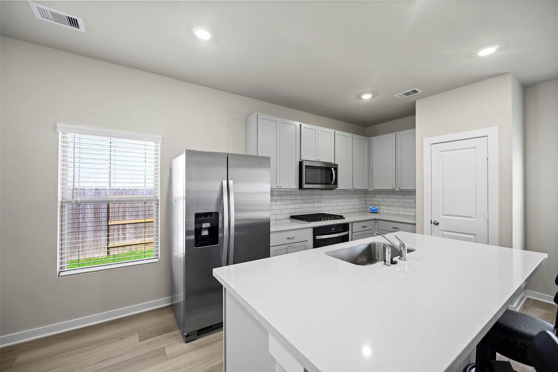 226 Orchard Laurel Drive, Alvin, TX 77511 226 Orchard Laurel Drive, Alvin, TX 77511