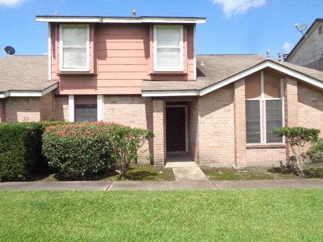 Property photo for 1875 Country Village Boulevard, #B, Humble, TX