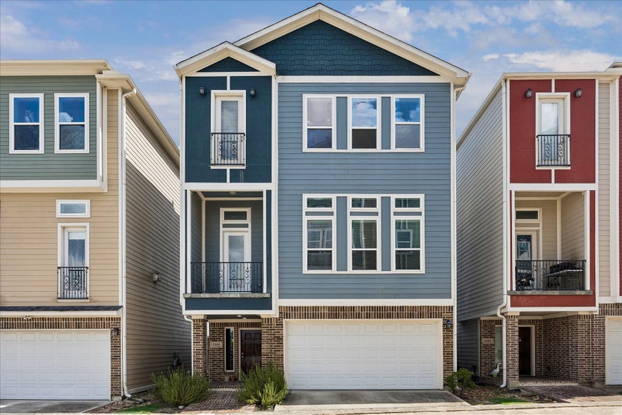 Property photo for 2105 Bidwell Drive, Houston, TX
