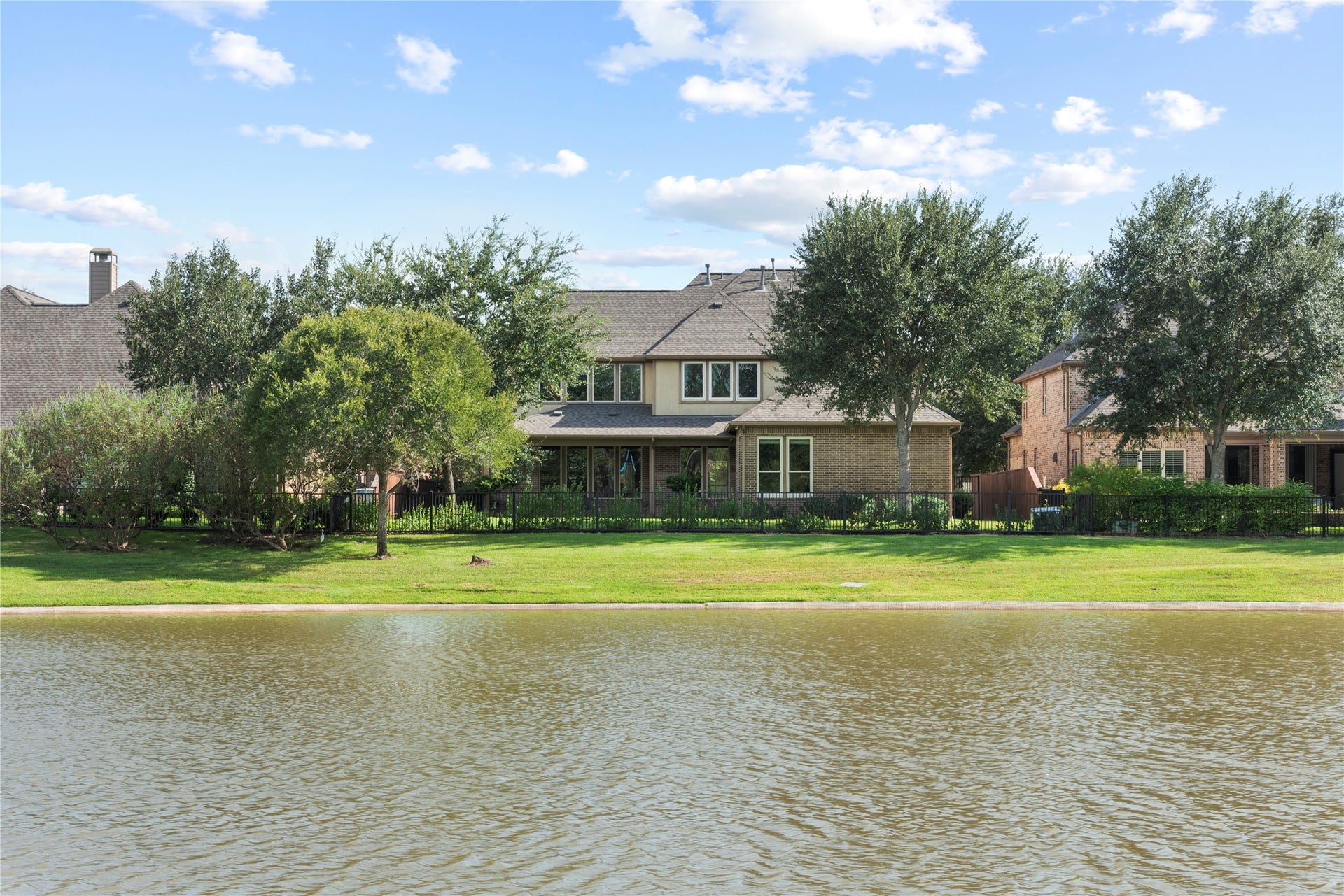 6915 Mountain Creek Lane, Missouri City, TX 77459 6915 Mountain Creek Lane, Missouri City, TX 77459