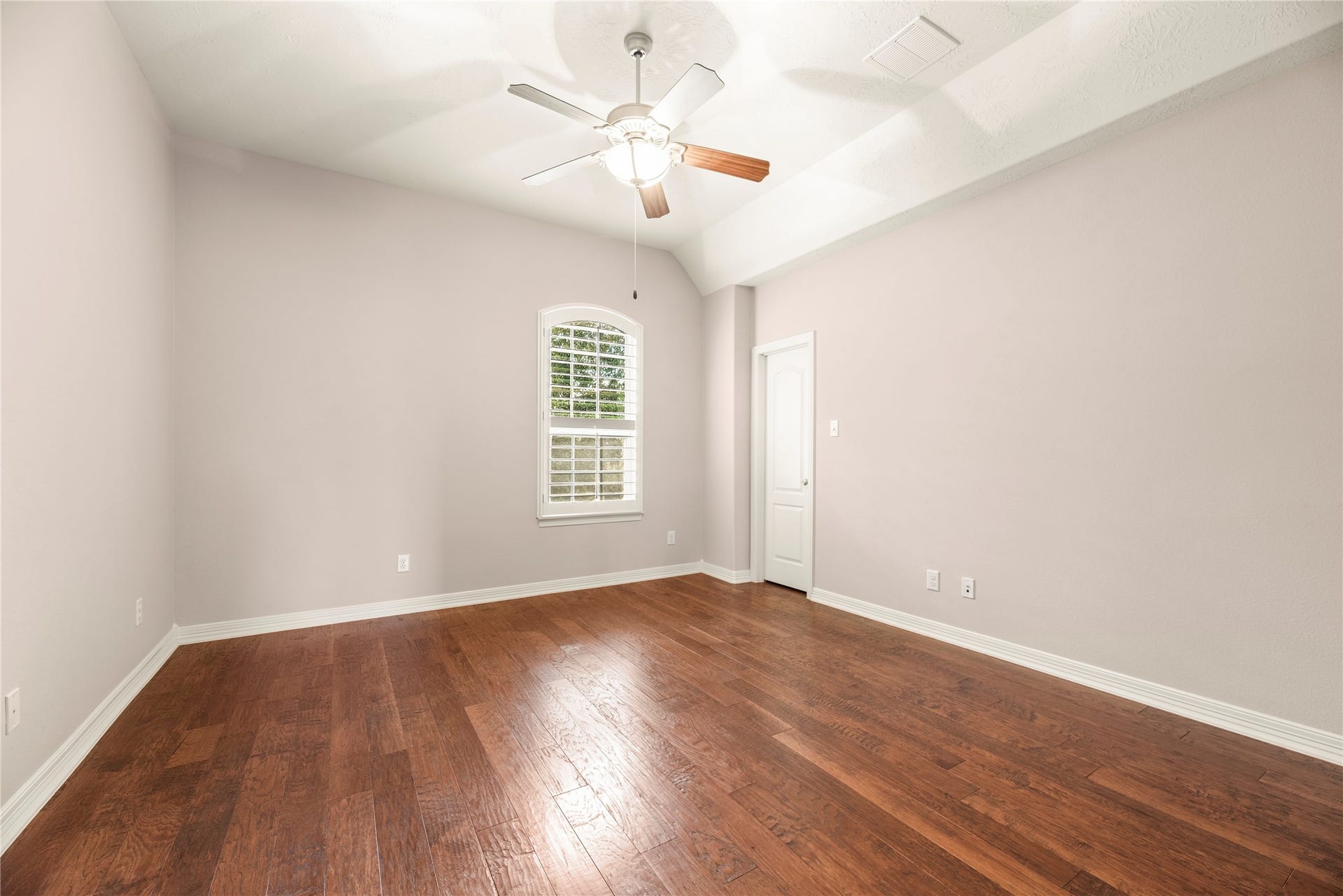 6915 Mountain Creek Lane, Missouri City, TX 77459 6915 Mountain Creek Lane, Missouri City, TX 77459