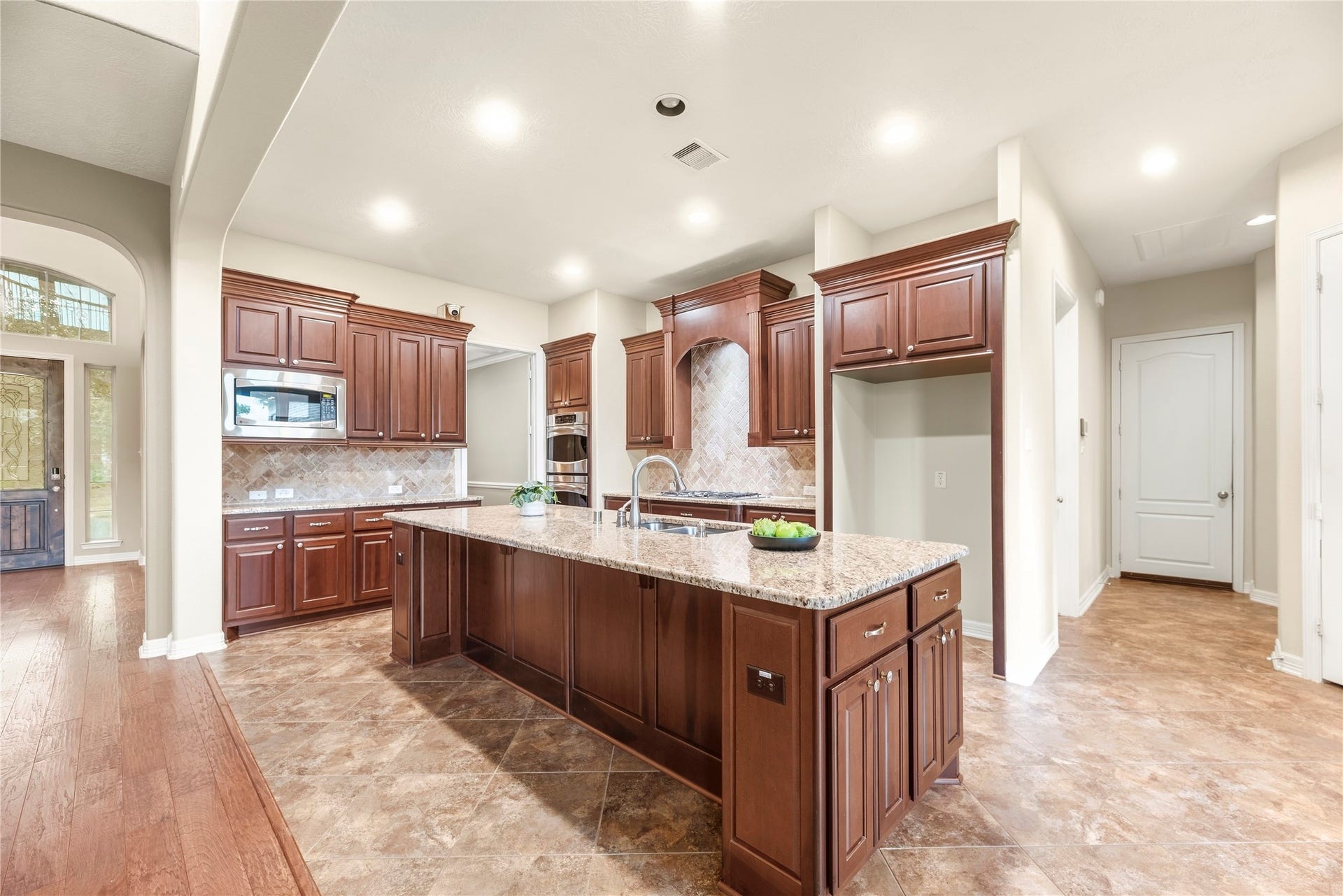 6915 Mountain Creek Lane, Missouri City, TX 77459 6915 Mountain Creek Lane, Missouri City, TX 77459