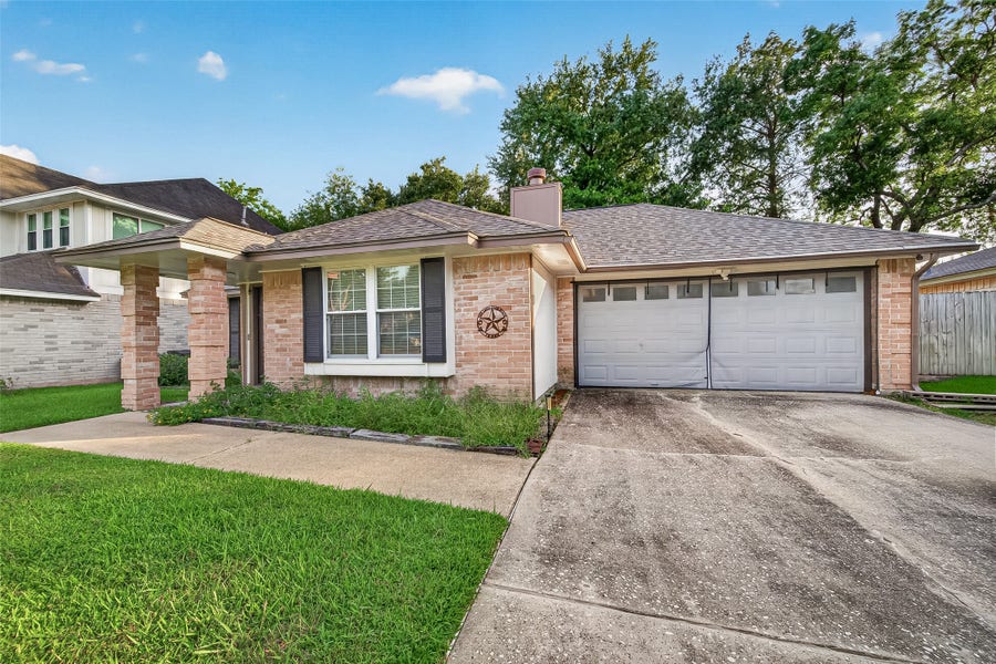 Property photo for 10031 Prospect Hill Drive, Houston, TX