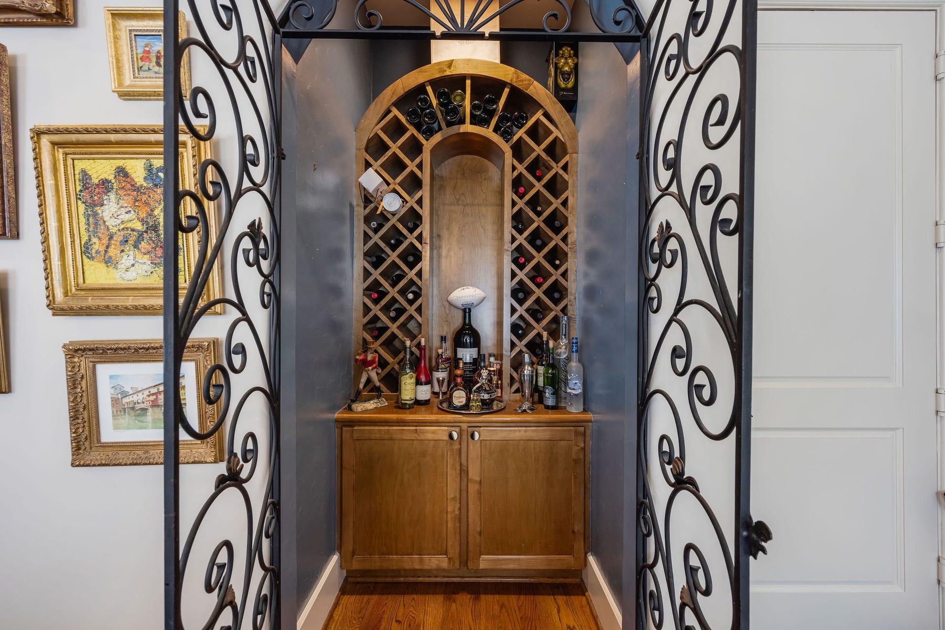 1527 Potomac Drive, Houston, TX 77057 1527 Potomac Drive, Houston, TX 77057