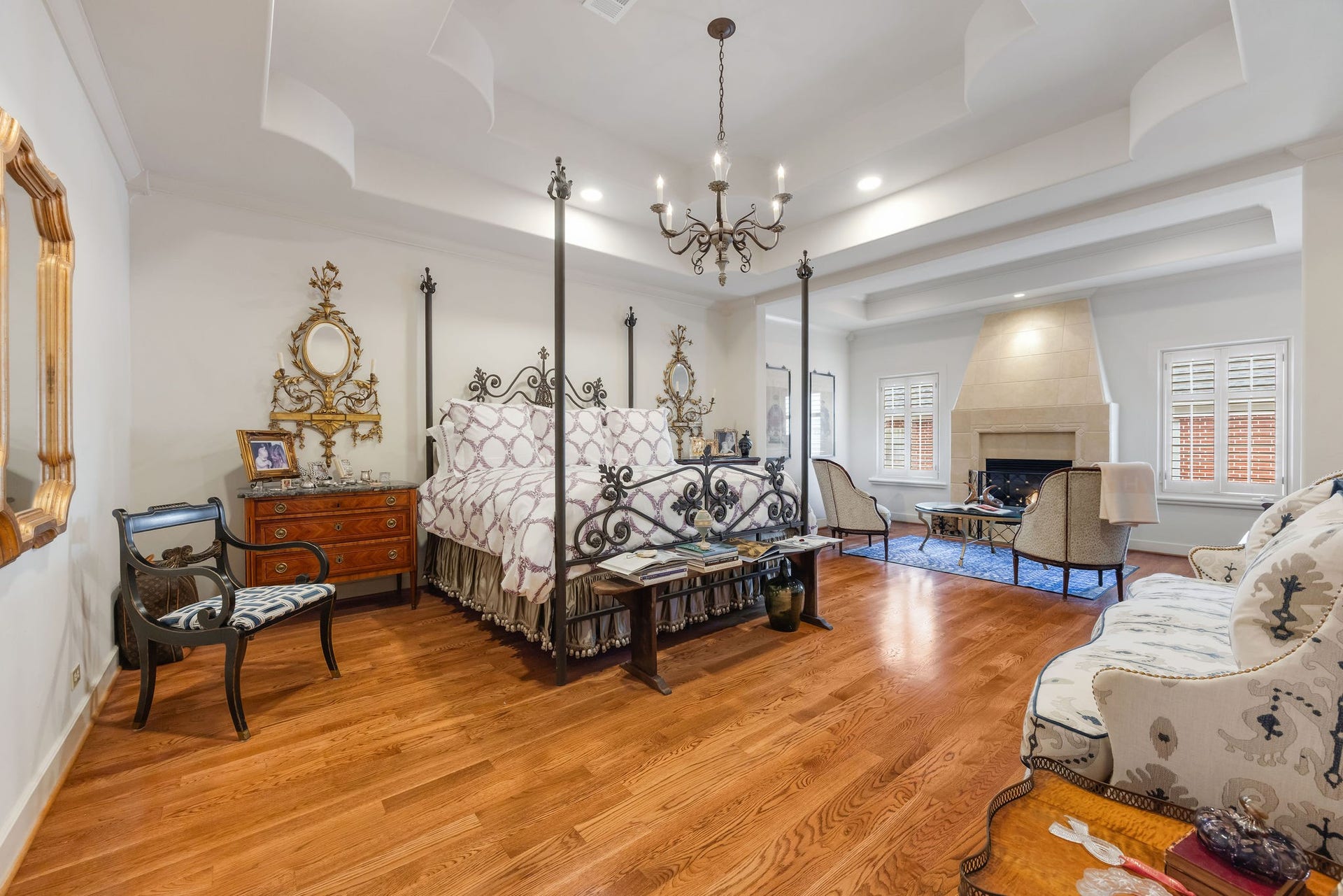 1527 Potomac Drive, Houston, TX 77057 1527 Potomac Drive, Houston, TX 77057