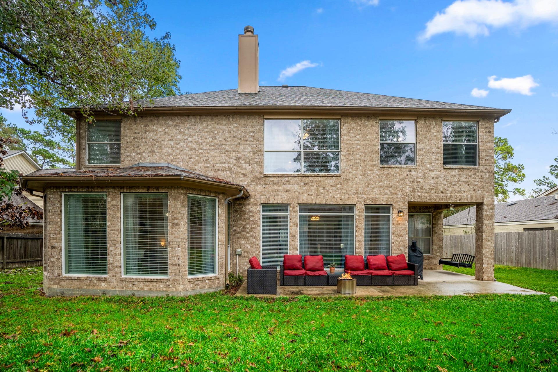 Appreciate the brick exterior on all sides