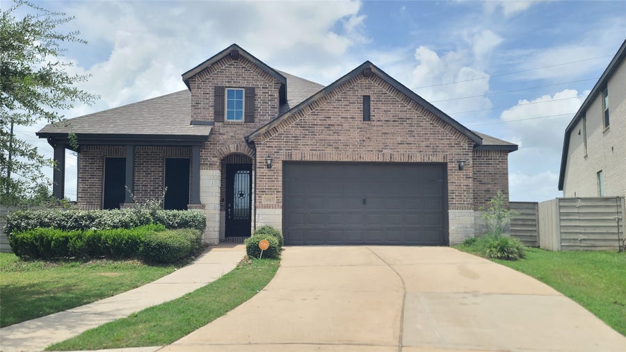 Property photo for 2003 Blackhawk Ridge Lane, Manvel, TX