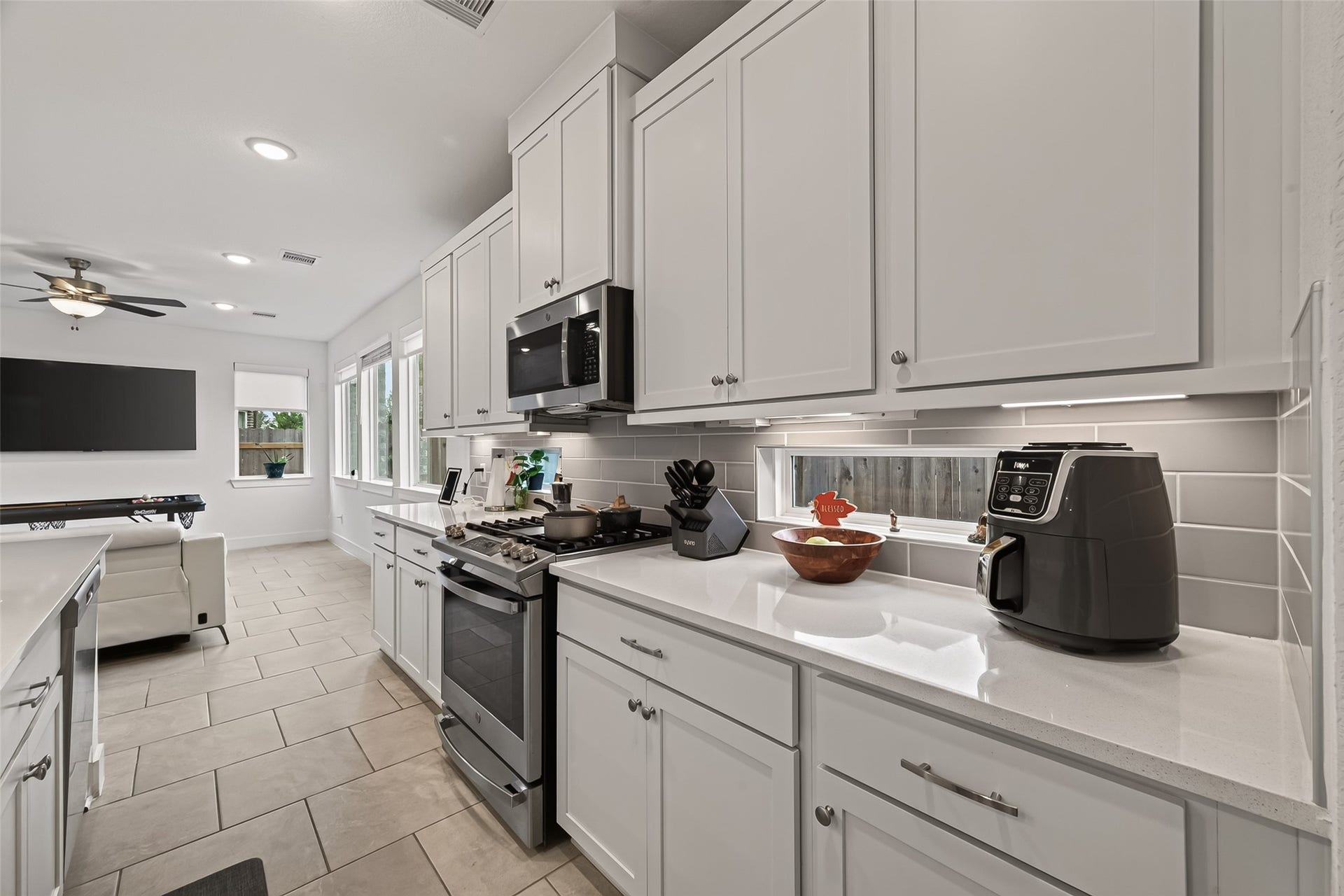 7803 Swooping Swallow Lane, Katy, TX 77493 7803 Swooping Swallow Lane, Katy, TX 77493