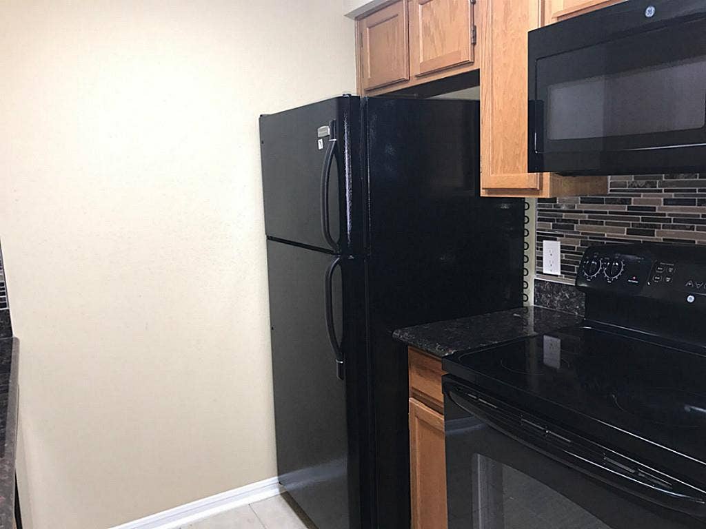 2120 El Paseo Street, #1810, Houston, TX 77054 2120 El Paseo Street, #1810, Houston, TX 77054