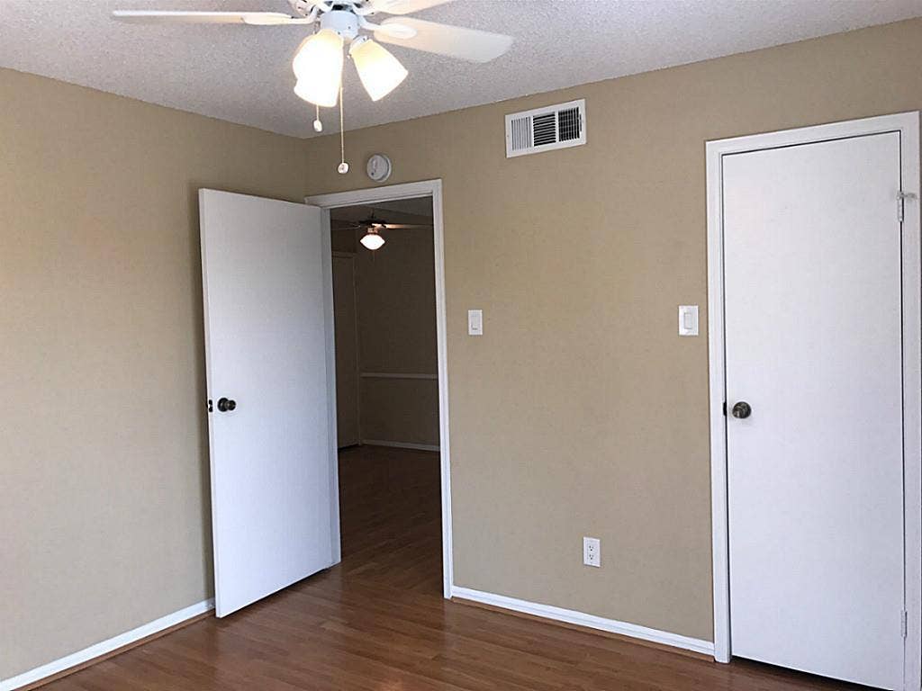 2120 El Paseo Street, #1810, Houston, TX 77054 2120 El Paseo Street, #1810, Houston, TX 77054