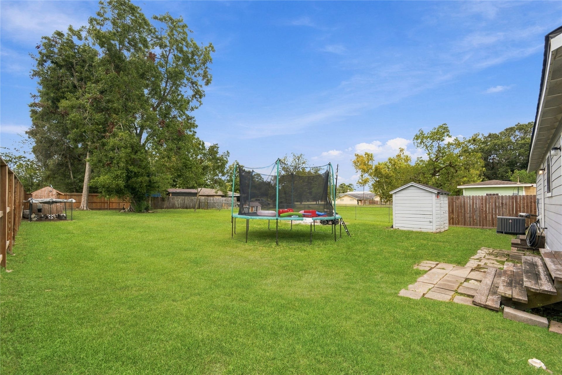 4110 Peck Street, Santa Fe, TX 77517 4110 Peck Street, Santa Fe, TX 77517