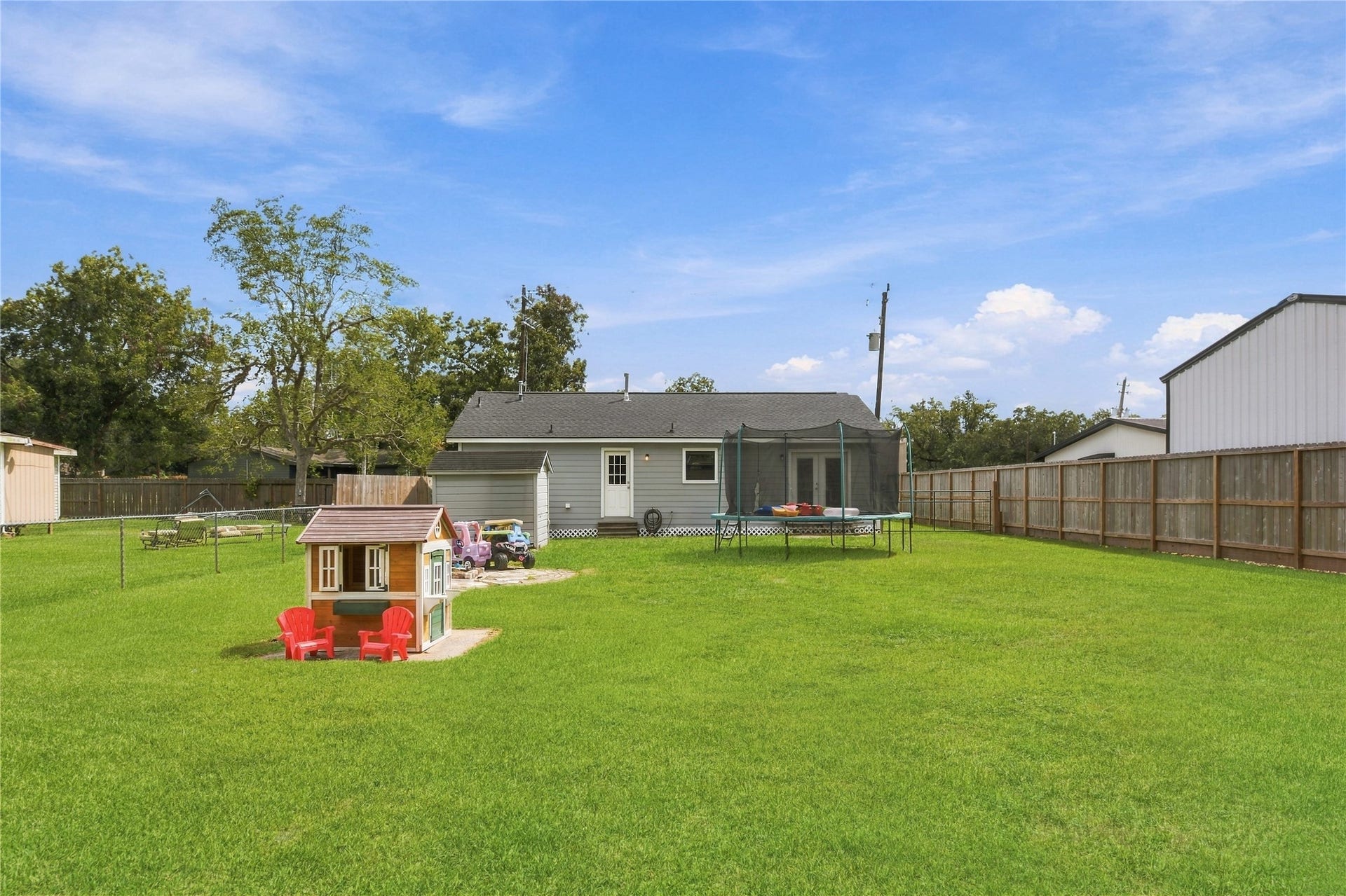 4110 Peck Street, Santa Fe, TX 77517 4110 Peck Street, Santa Fe, TX 77517