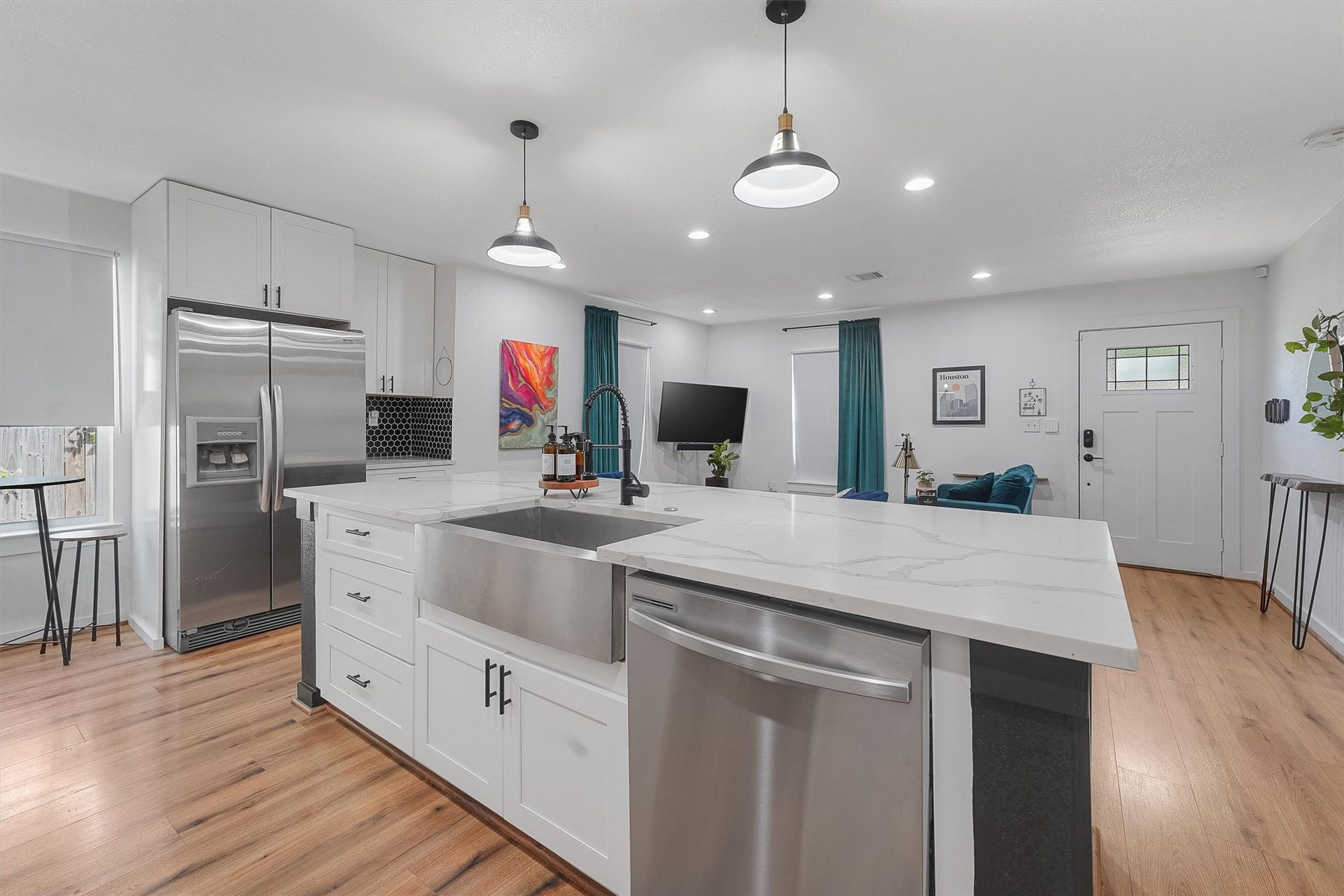 3450 Noah Street, Houston, TX 77021 3450 Noah Street, Houston, TX 77021