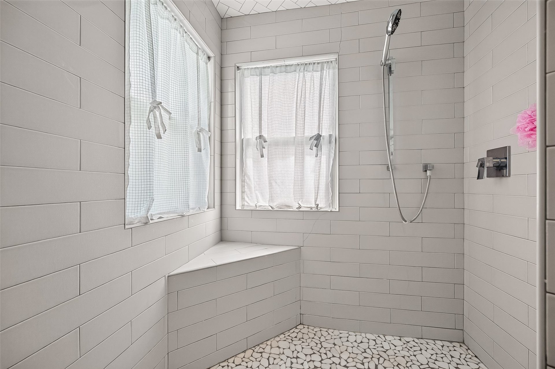 1411 Bittersweet Court, Richmond, TX 77406 Check out this amazing Shower!!