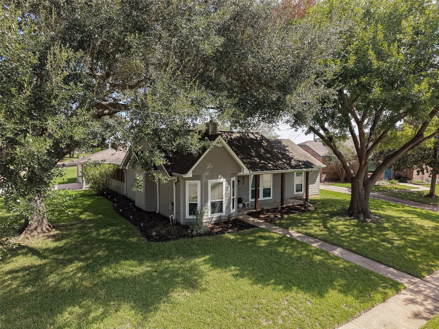 Property photo for 1411 Bittersweet Court, Richmond, TX
