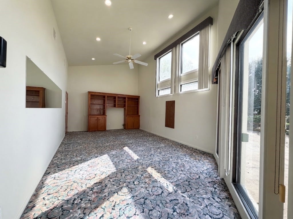 7110 W Mockingbird Lane, Pearland, TX 77584 7110 W Mockingbird Lane, Pearland, TX 77584