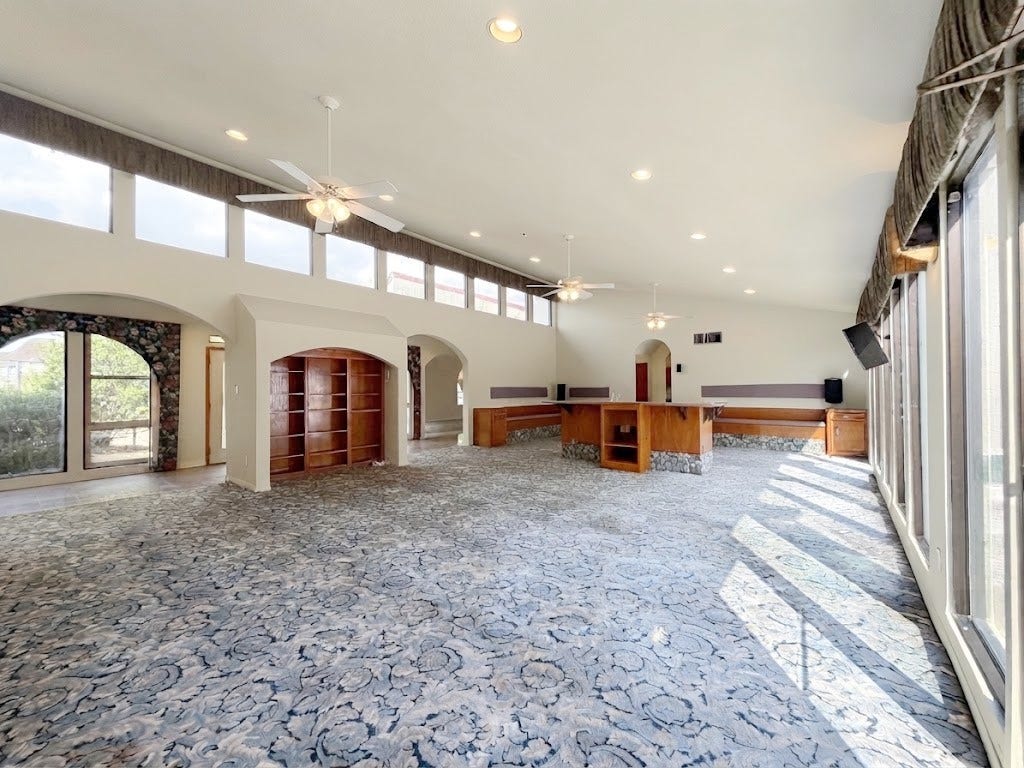 7110 W Mockingbird Lane, Pearland, TX 77584 7110 W Mockingbird Lane, Pearland, TX 77584