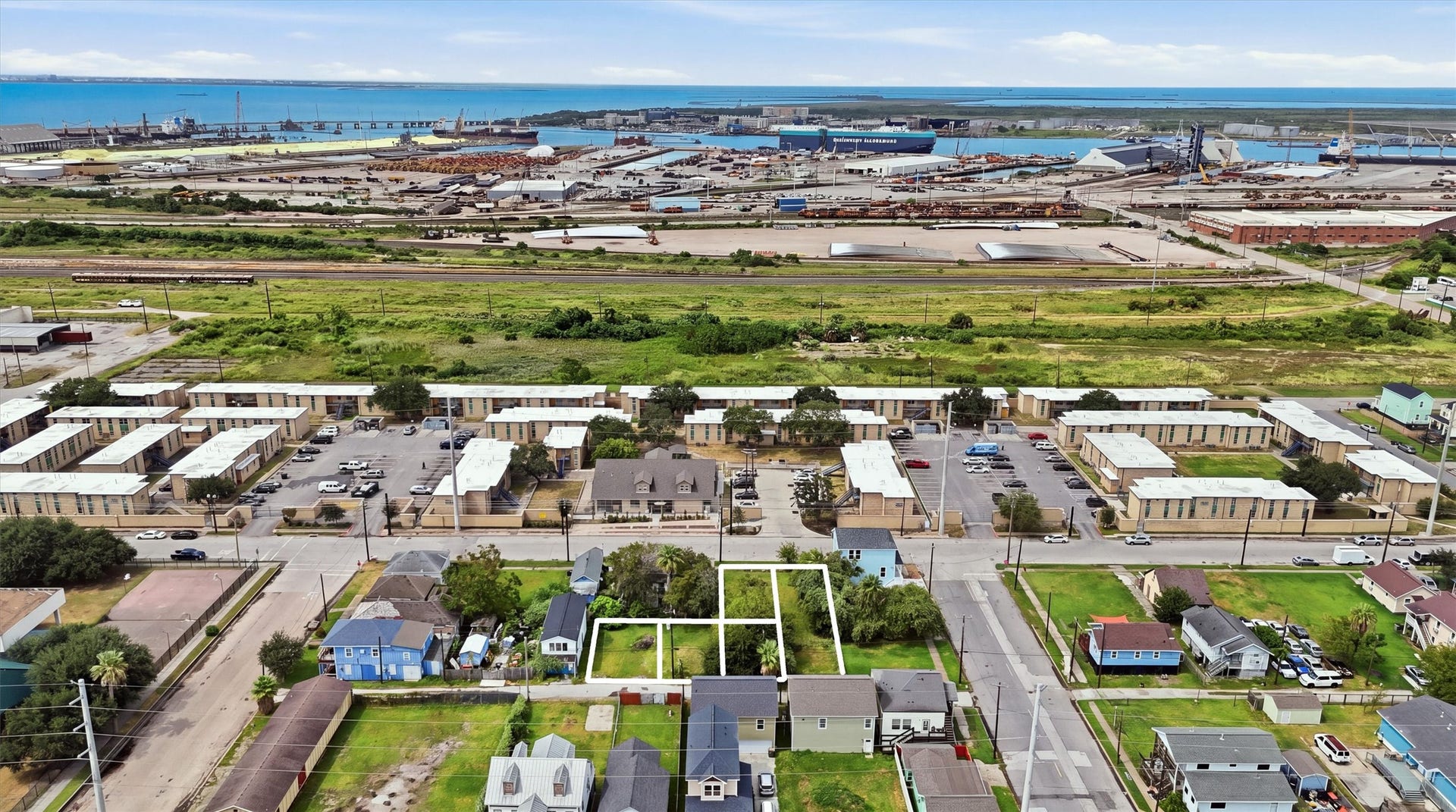 3905-3913 Winnie Street, Galveston, TX 77550 3905-3913 Winnie Street, Galveston, TX 77550