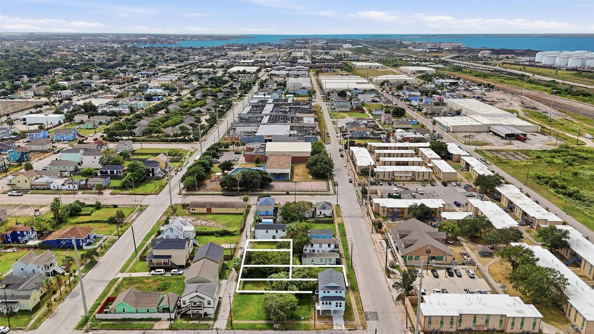 3905-3913 Winnie Street, Galveston, TX 77550 3905-3913 Winnie Street, Galveston, TX 77550