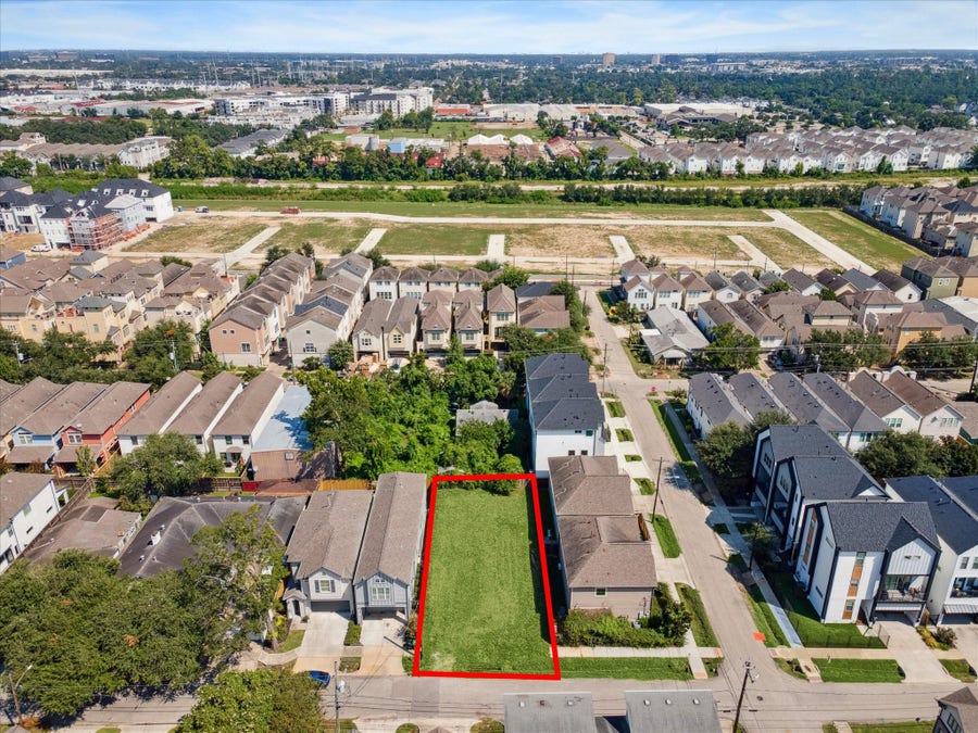 Property photo for 5906 Kiam Street, Houston, TX