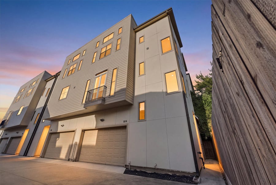 Property photo for 814 W 22nd Street, Houston, TX