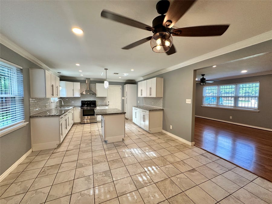 Property photo for 2206 S Houston Road, Pasadena, TX