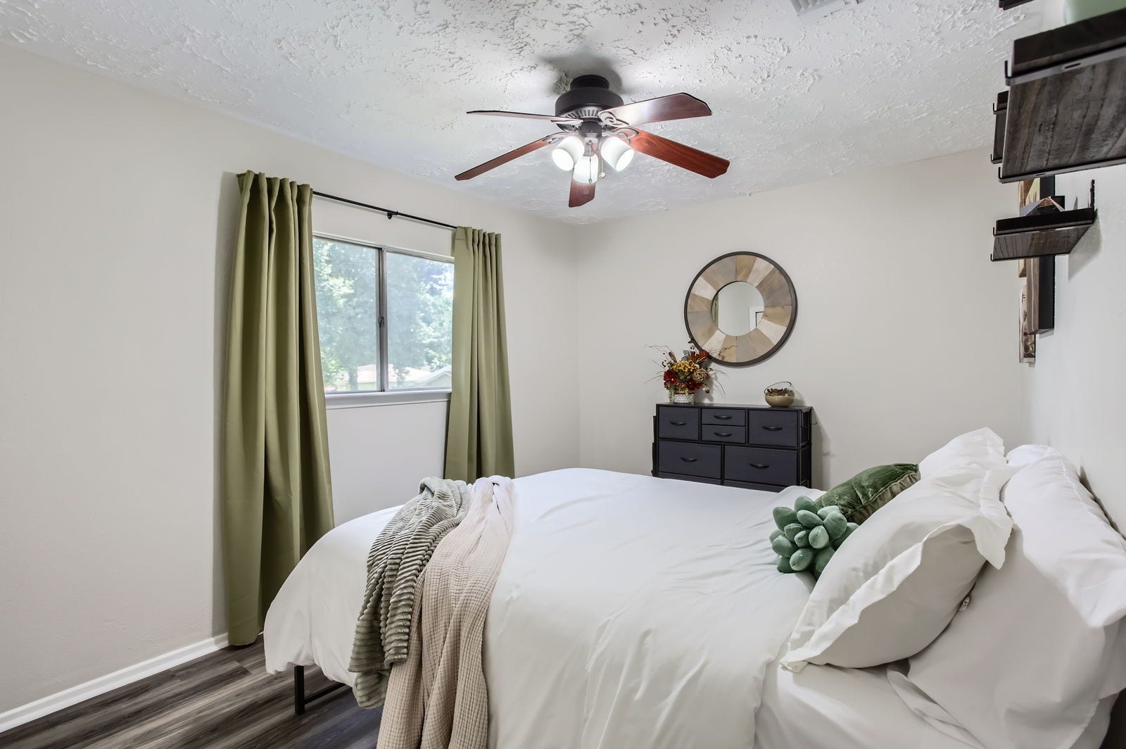 Primary bedroom #2