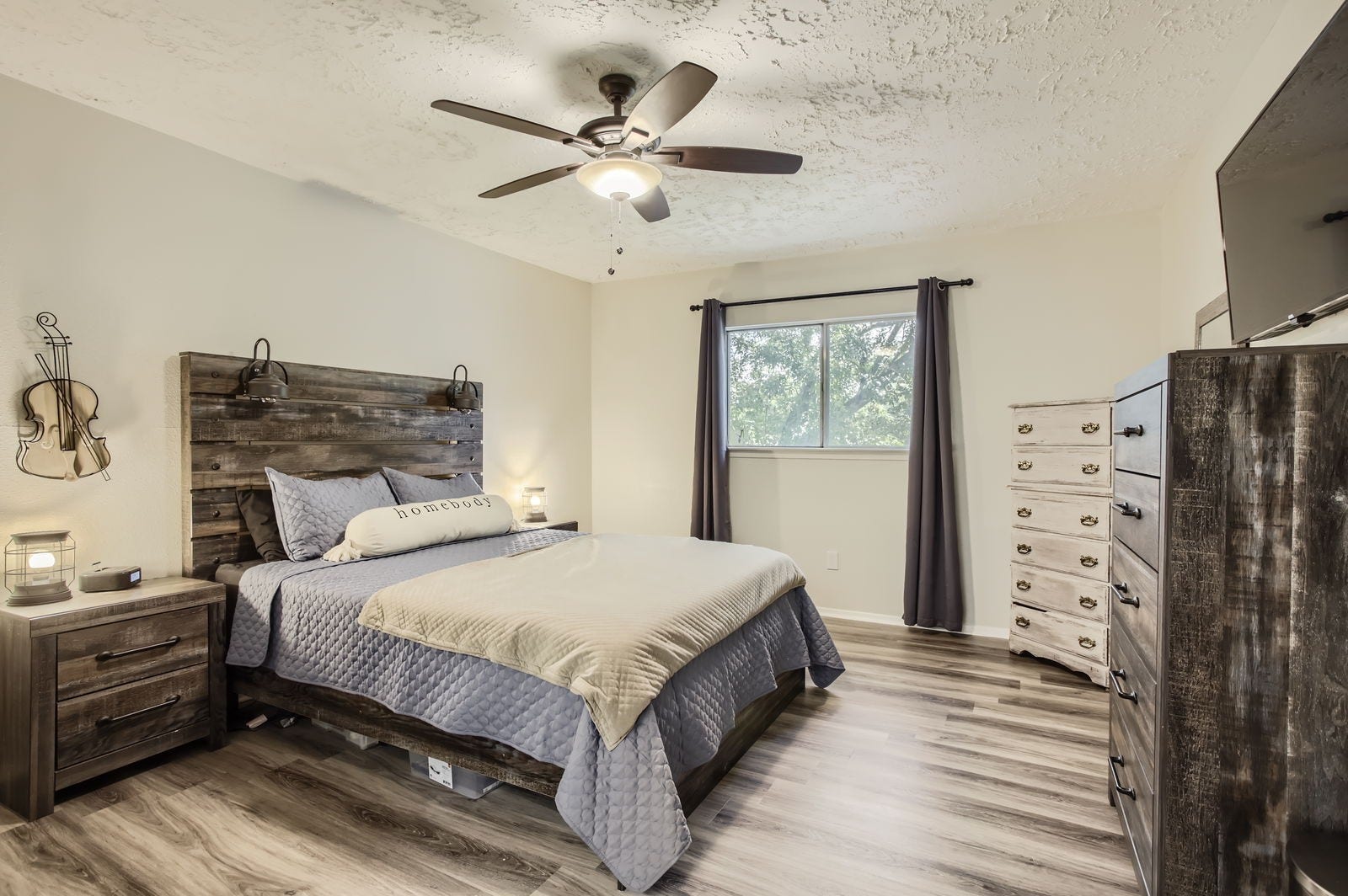 Primary bedroom.