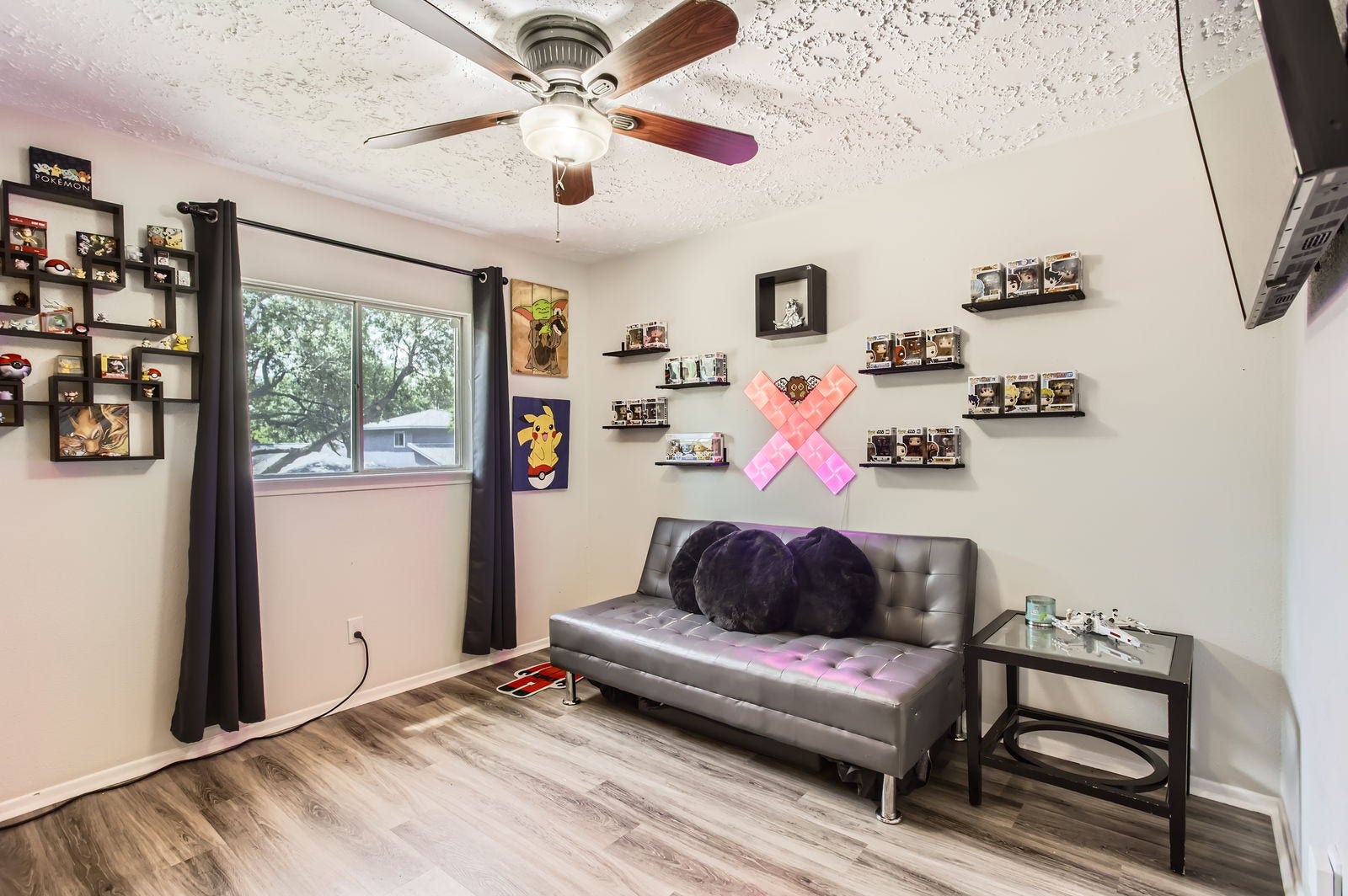 Secondary bedroom #1 (currently used as an office/game room)