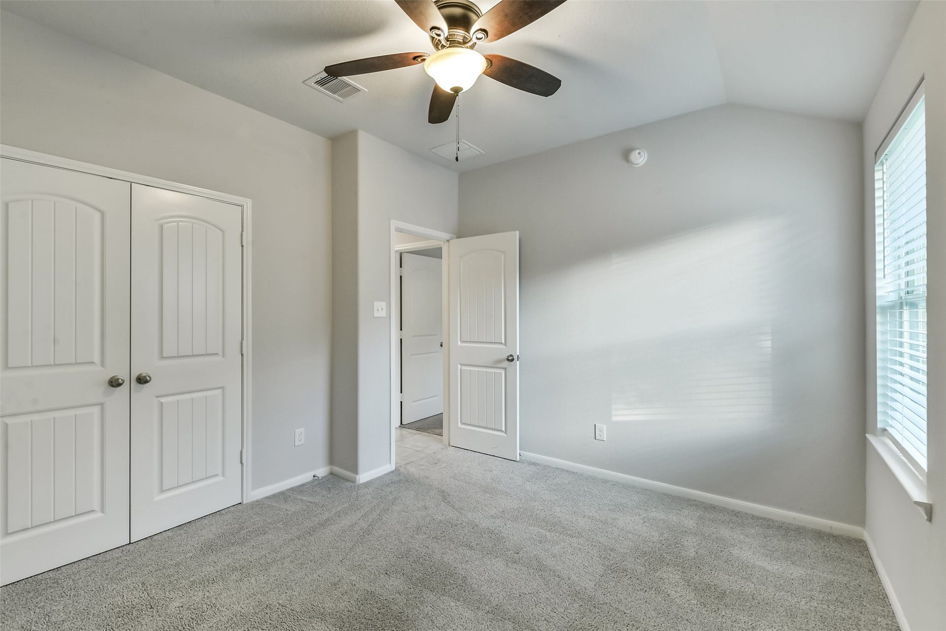 19450 Tobiano Park Drive, Tomball, TX 77377 Secondary bedroom #1