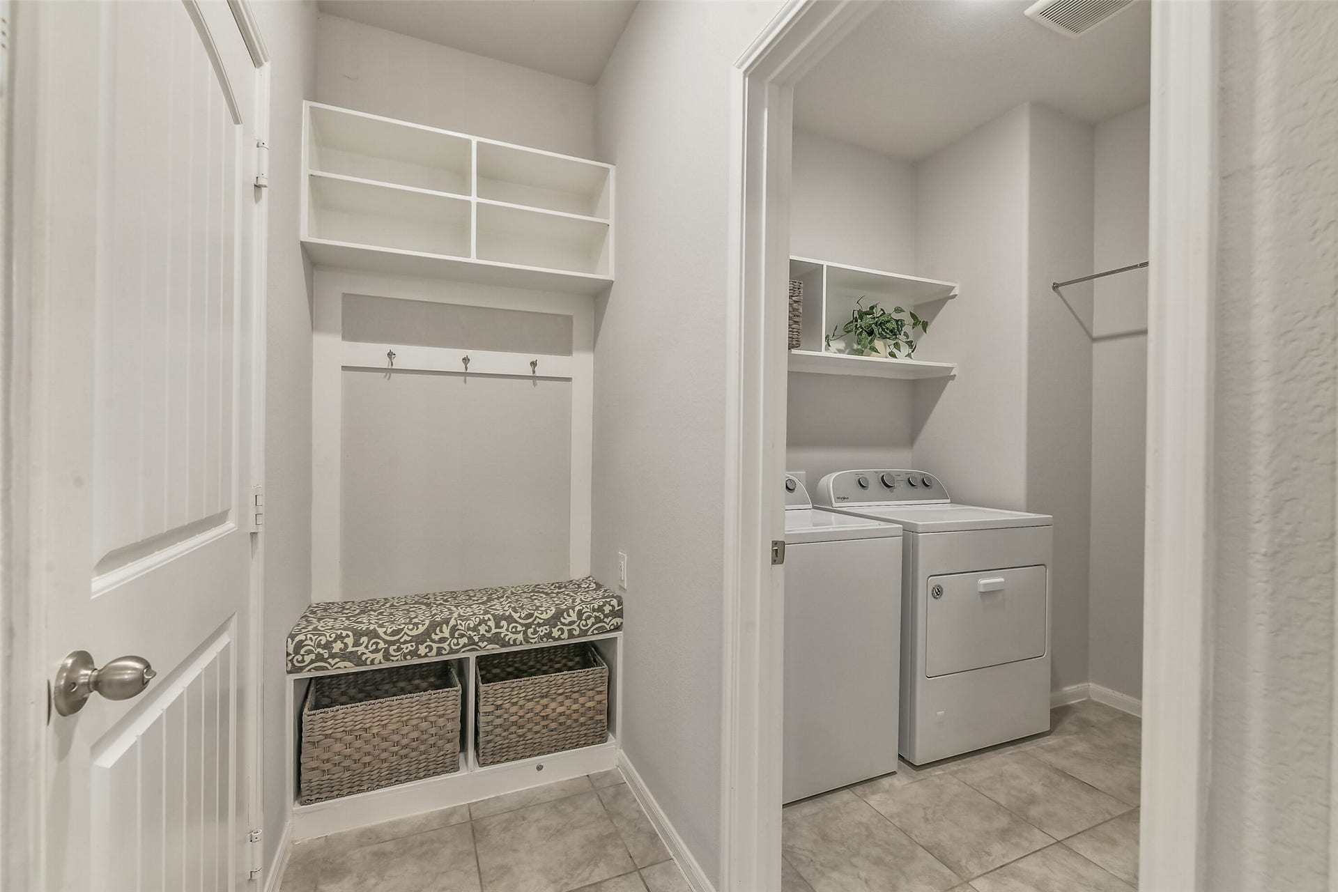 19450 Tobiano Park Drive, Tomball, TX 77377 The mudroom and laundry room are conveniently directly off the garage.
