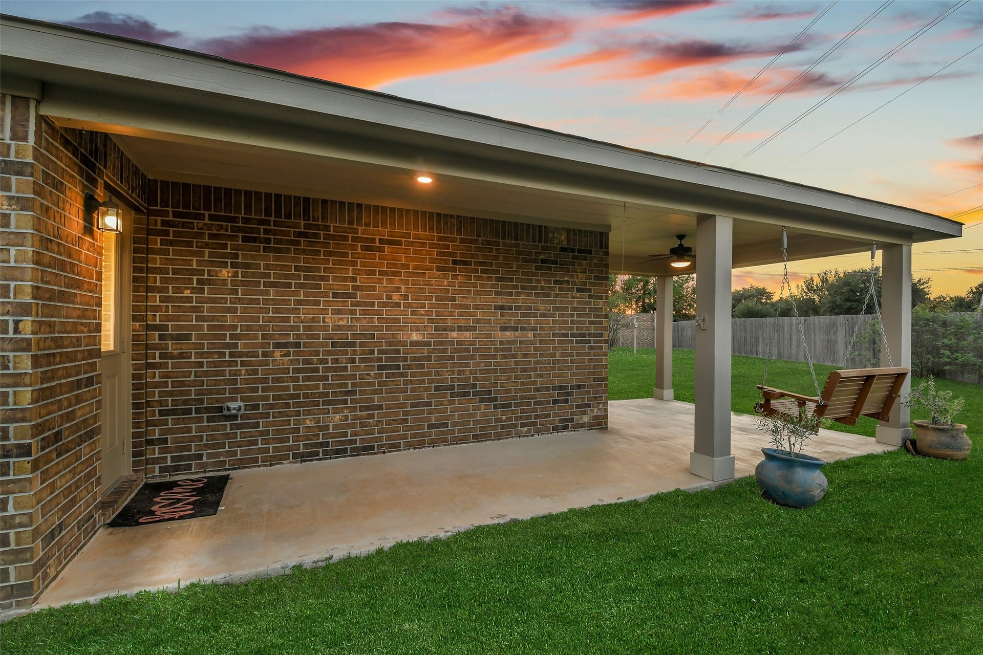 19450 Tobiano Park Drive, Tomball, TX 77377 19450 Tobiano Park Drive, Tomball, TX 77377