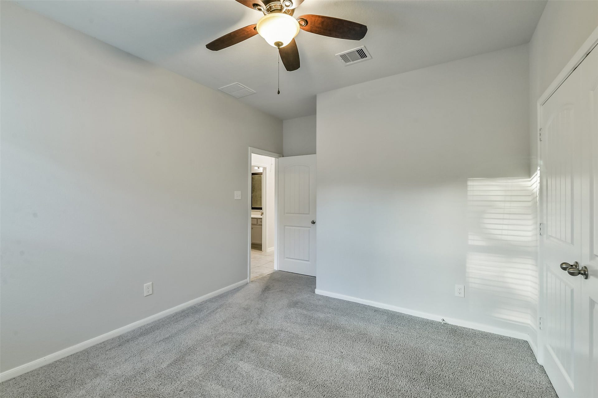 19450 Tobiano Park Drive, Tomball, TX 77377 Secondary bedroom #2