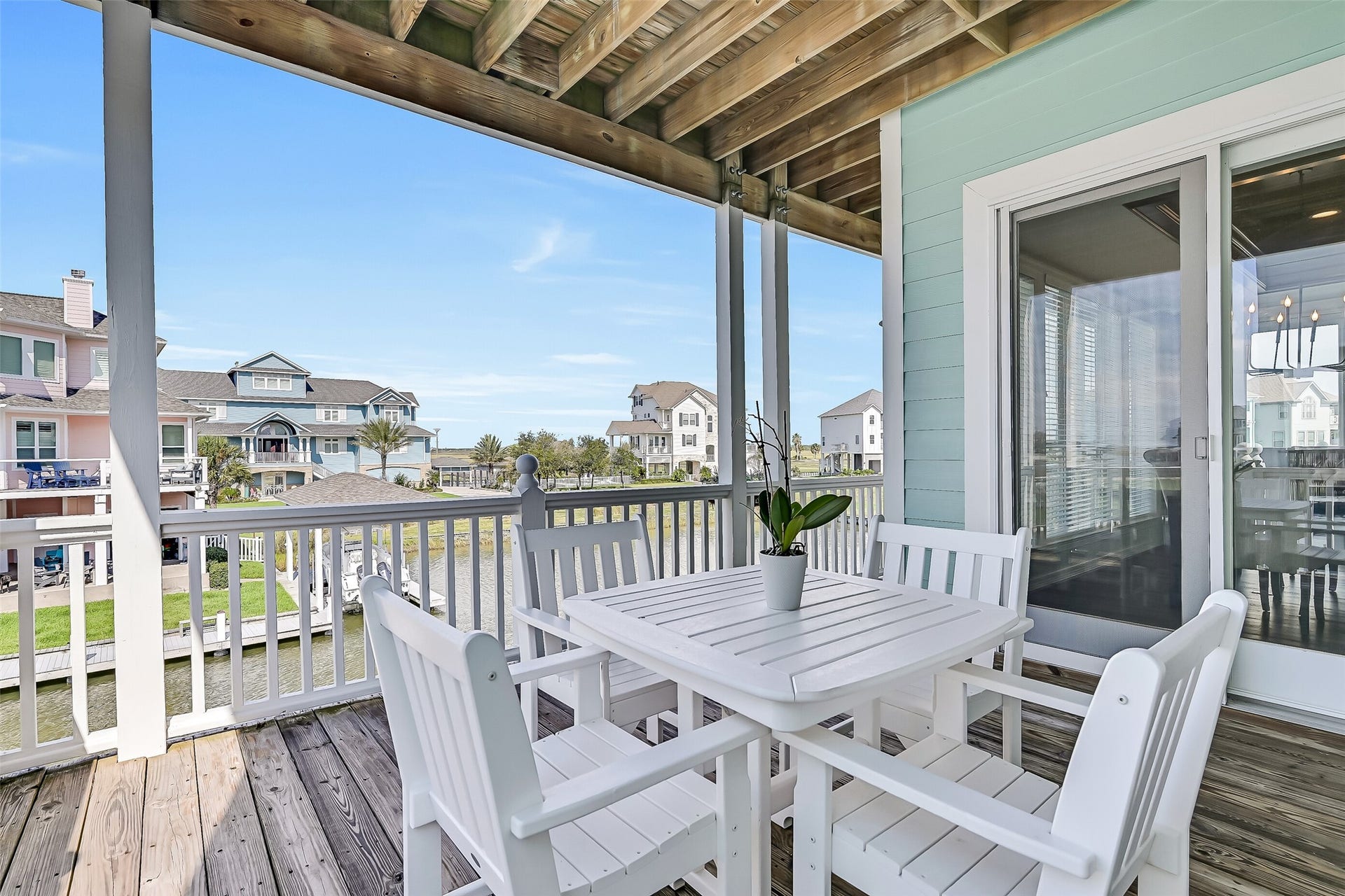 12 Fleming, Hitchcock, TX 77563 Five connecting balconies at every level capture the water views that made you fall in love with the Gulf Coast. Morning coffee on the second floor. Sunset cocktails on the third. The outdoor life here is as good as the indoor one.