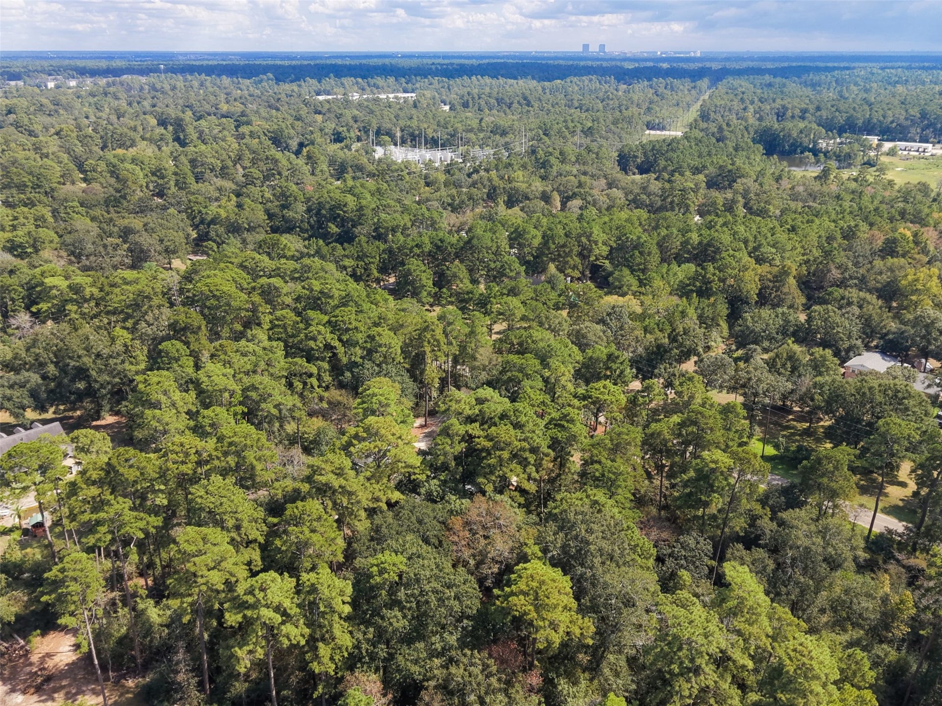 10331 Happy Trail, Conroe, TX 77384